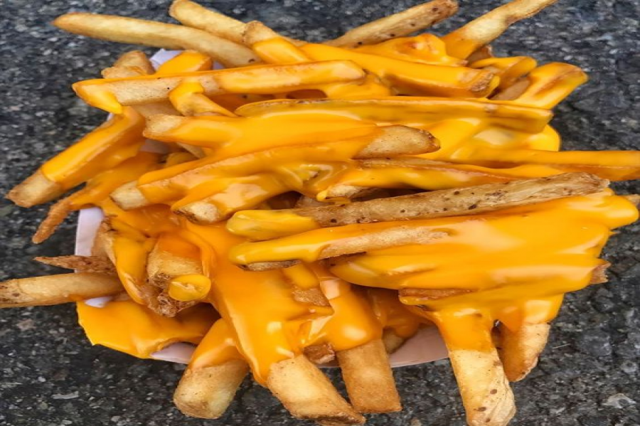 Potatoes with cheddar